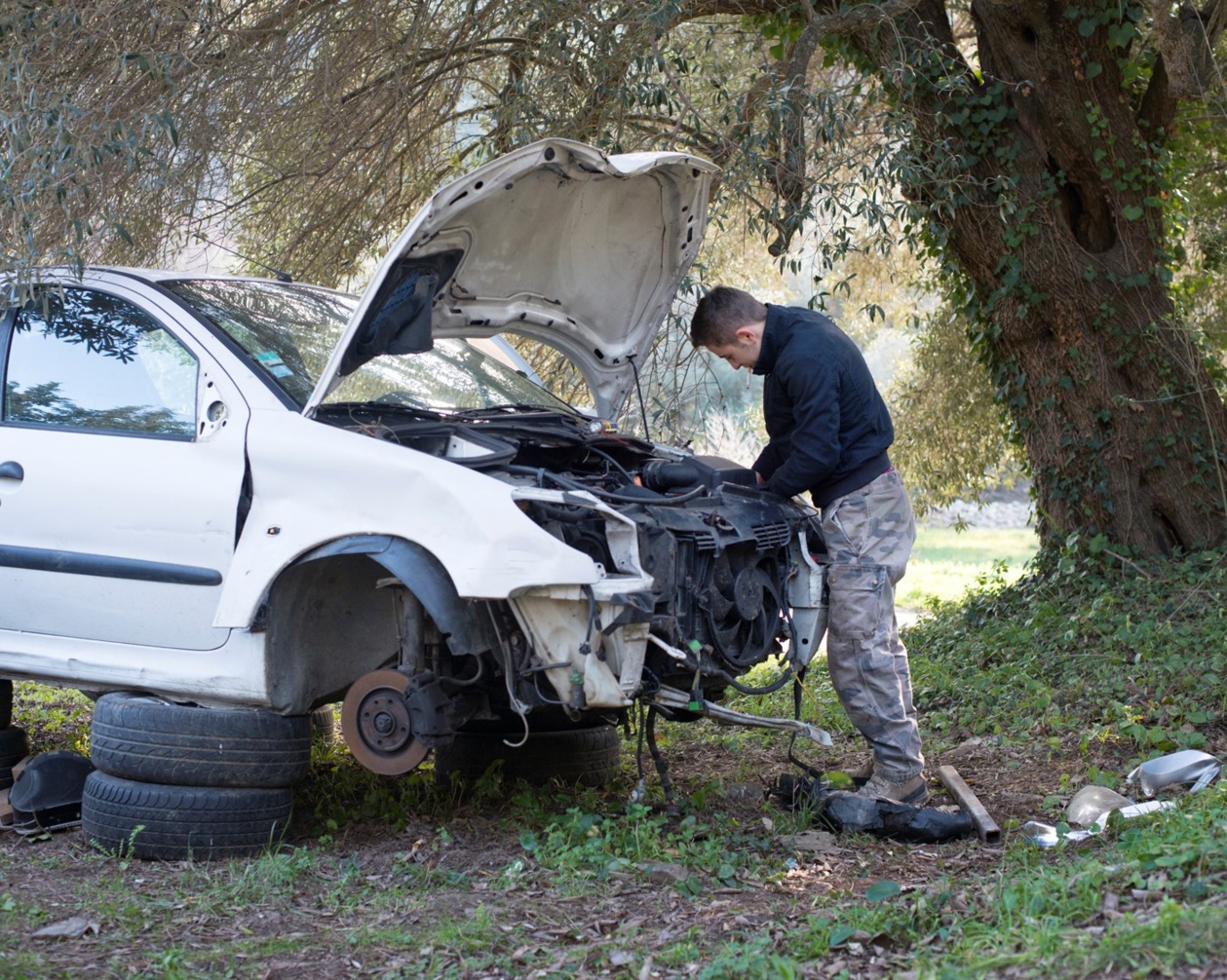 La cigarette, Lola Reboud, Luri, janvier 2017 La cigarette, Lola Reboud, Luri, janvier 2017