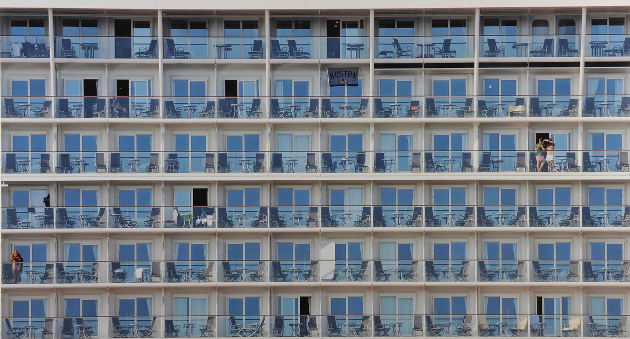 Jean-Joseph Renucci, Celebrity Silhouette