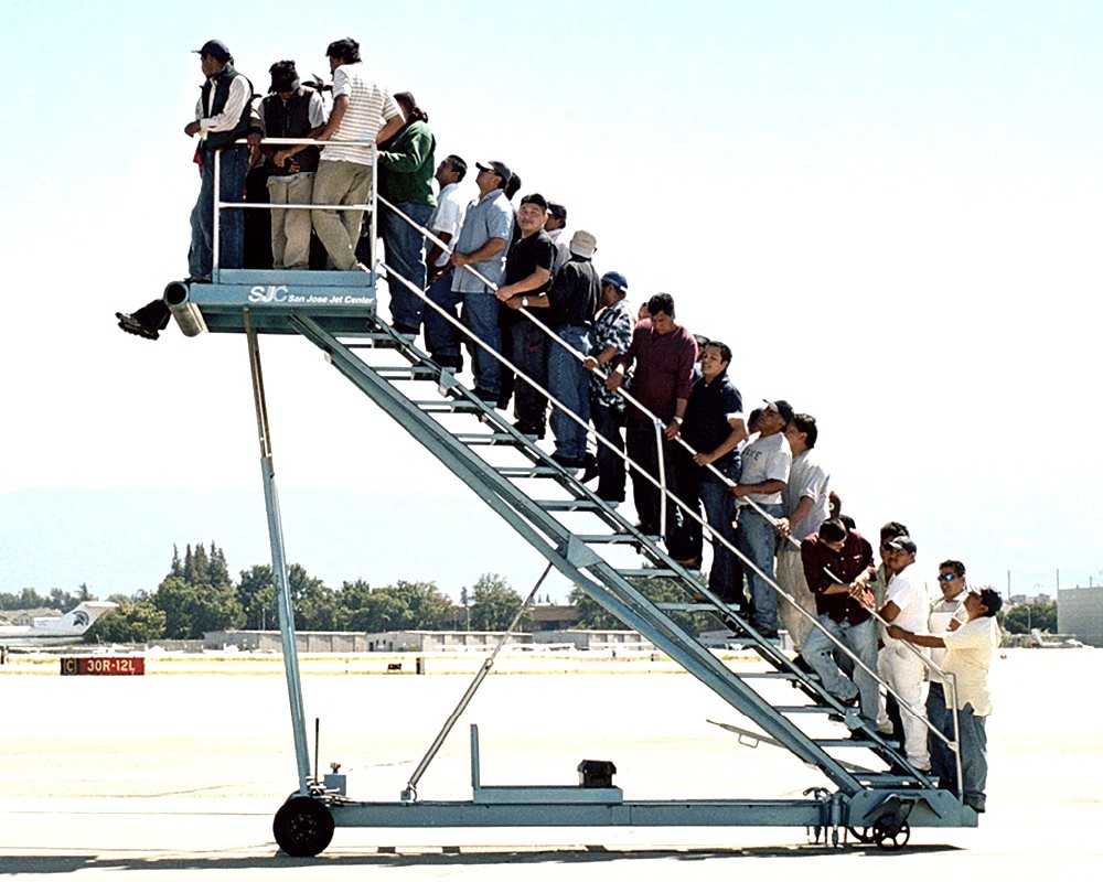 A partir du livre de Maurice Fréchuret, Images de l'exil