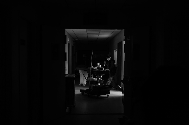 Di notte, incù Armand Luciani